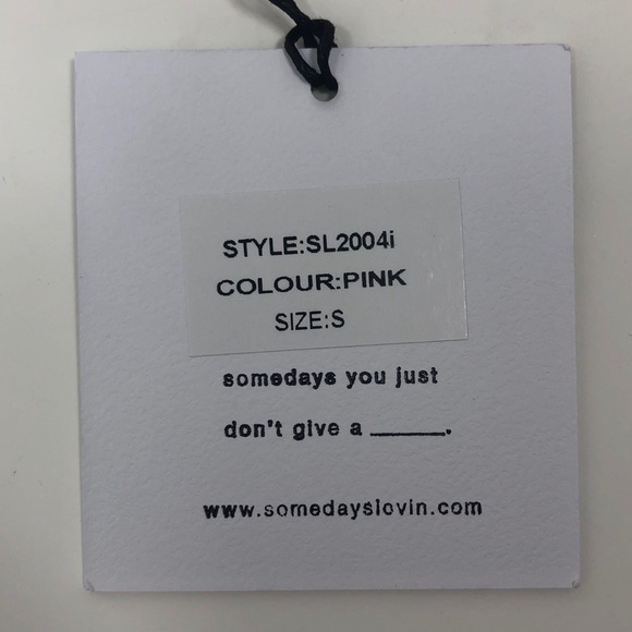 Some Days Lovin NWT Pink Distressed Beaded Embellished Shorts Womens Size Small - Picture 8 of 9